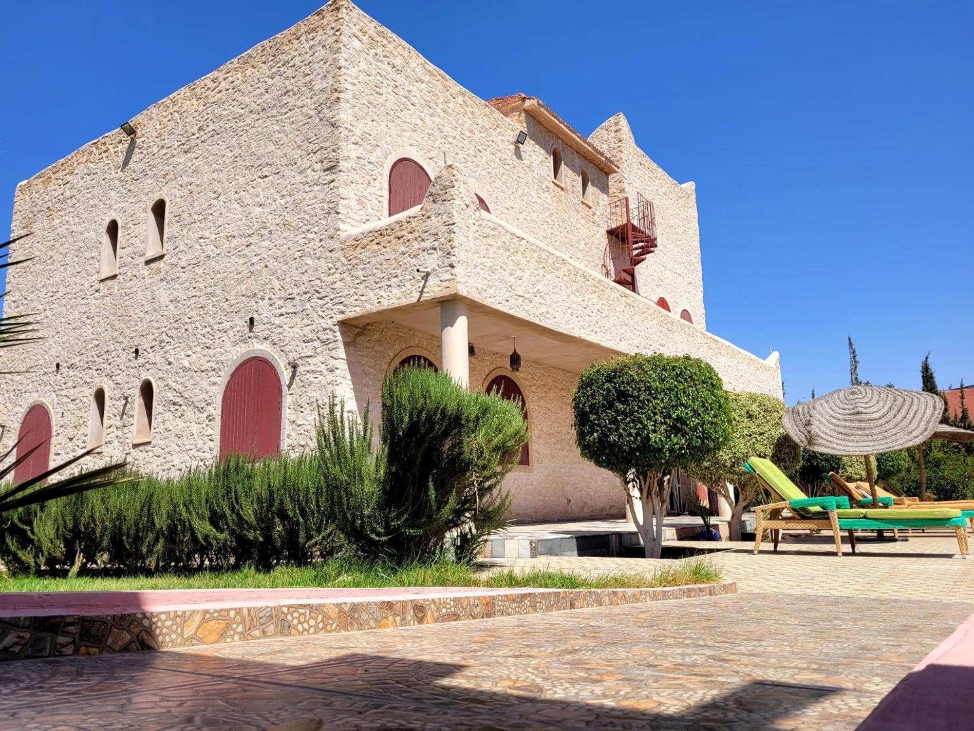 Villa Al Jaouhara Есувейра Екстериор снимка